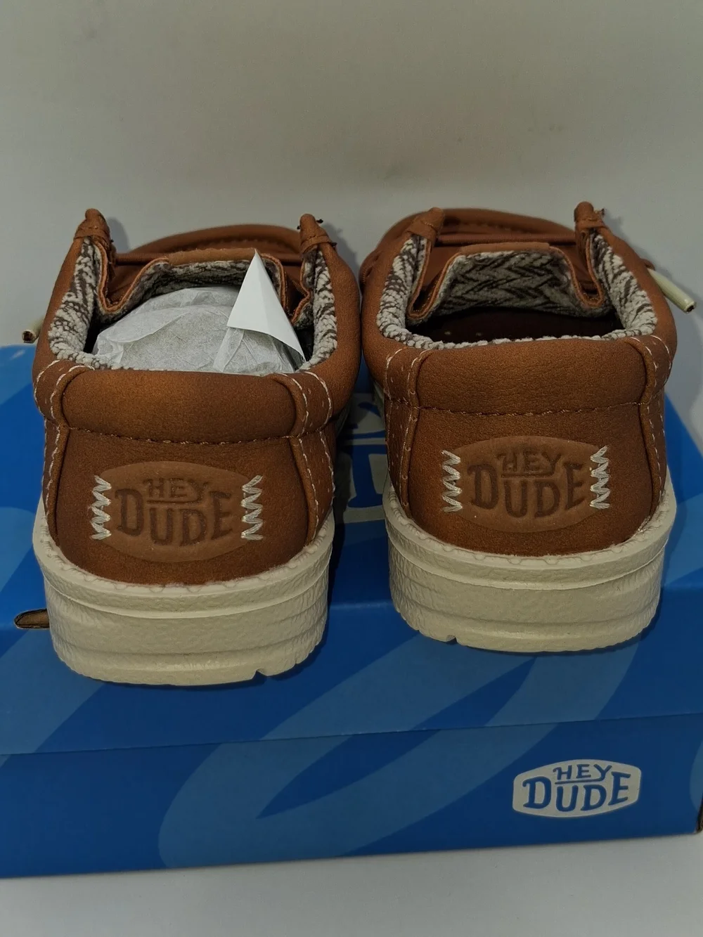 Hey Dude Wally T Classic Size C7 New In Box Color Tan